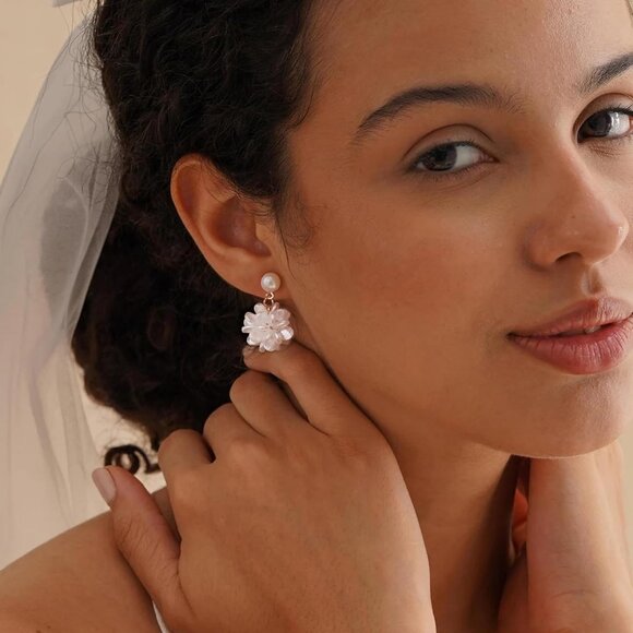 18K Gold Plated Handmade Shell Floral Petal Design Flower Dangle Earrings - Picture 2 of 7